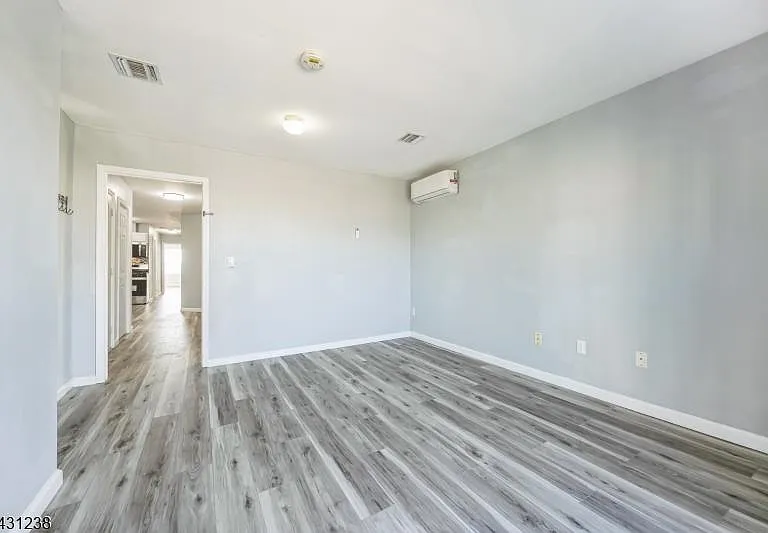 708 Ocean Ave — Photo 3
