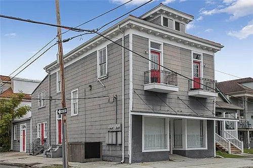 210 N Lopez St #A Photo 1