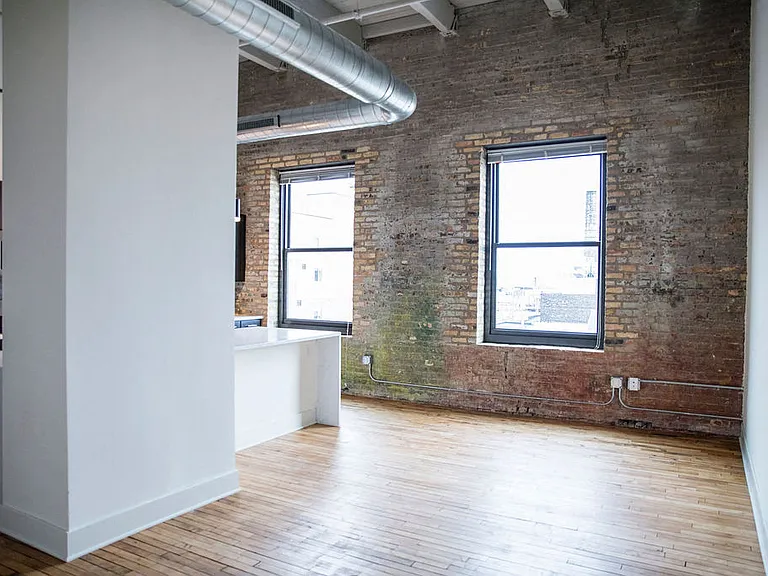 Maxwell Lofts — Photo 31