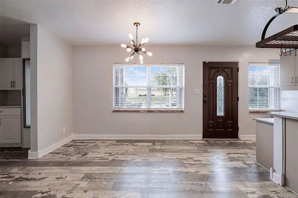 2 bed, 2.0 bath, 1194 sqft, $2,495 — Photo 3