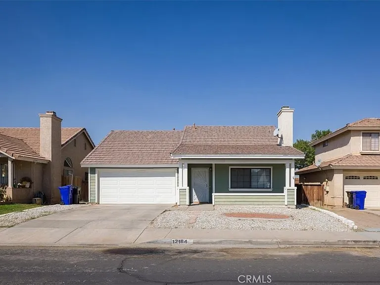 12184 Cobblestone Dr — Photo 1