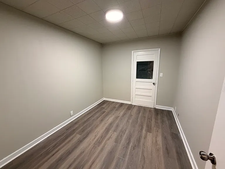 3901 SW 29th St #2 — Photo 5