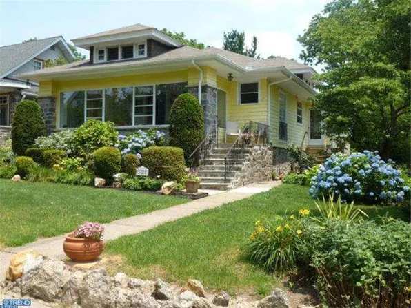 327 Maple Ave, Drexel Hill, PA 19026