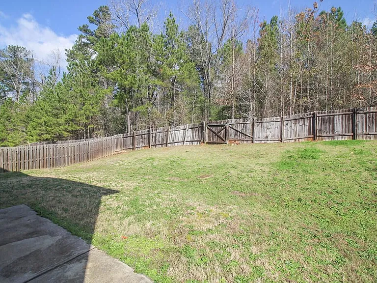458 Lory Ln — Photo 37