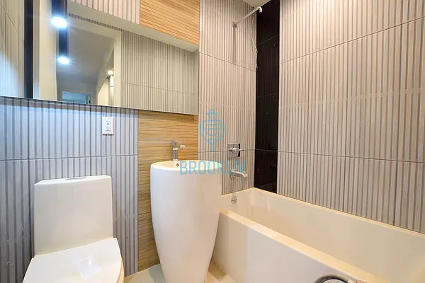 Rented by null | media 5