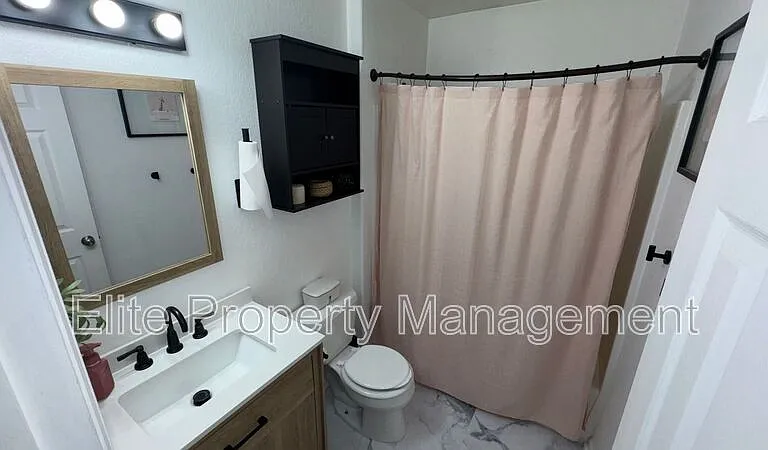 1150 S Los Charros Dr — Photo 16
