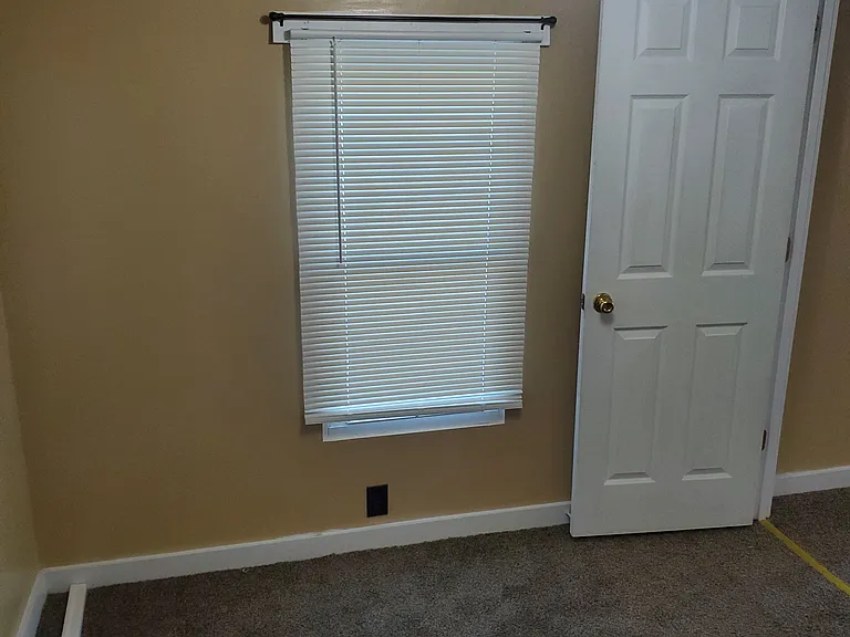 107 Chandler Ave #MANUFACTUR — Photo 31