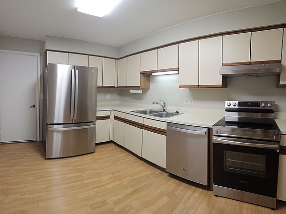 2nd image of 6682 Maple Lakes Dr