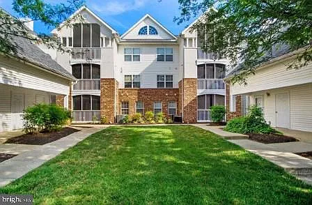 6602 Lake Park Dr — Photo 1
