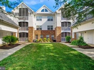 6602 Lake Park Dr APT 202, Greenbelt, MD 20770