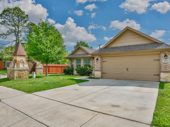 900 Vintage Ave, Gainesville, TX 76240