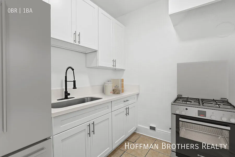 1344 4th St Los Angeles, CA 90017 — Photo 2