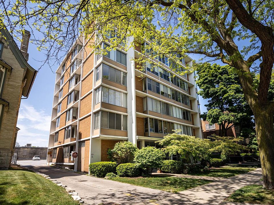 1st image of 1409 N Prospect AVENUE #401