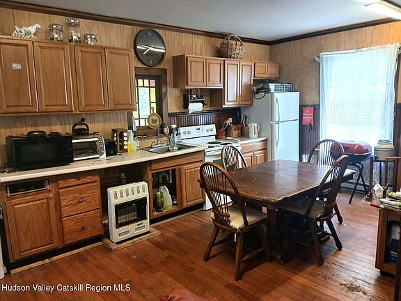 5th image of 311 N Lake Road