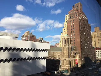 Rented by R New York