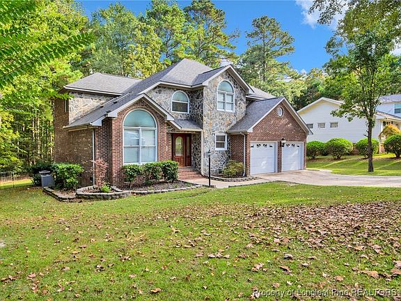 2nd image of 160 Carolina Way