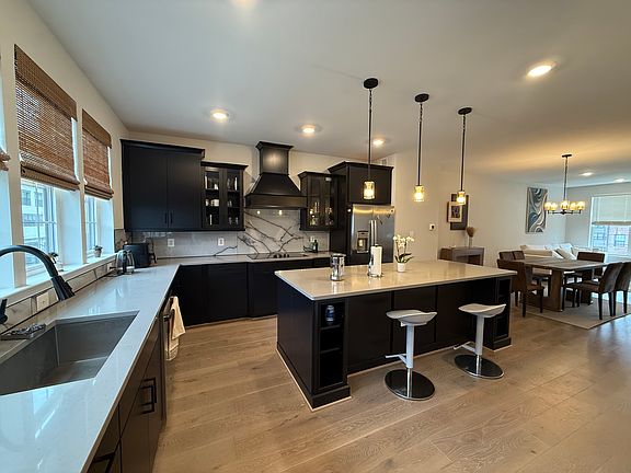 3rd image of 12553 Todd Ln #2