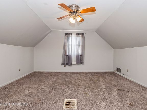 5th image of 1592 Kenilworth Dr