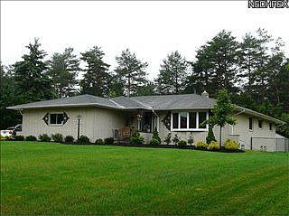 1st image of 9984 Vista Dr