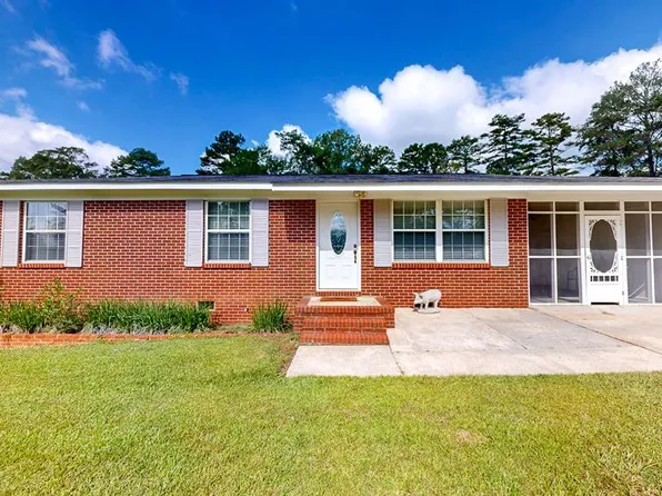 2061 Skipperville Rd, Ozark, AL 36360