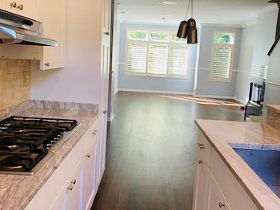 4th image of 1445 S Indiana Ave #1
