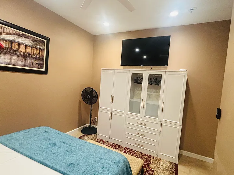 Paula Dr — Photo 17