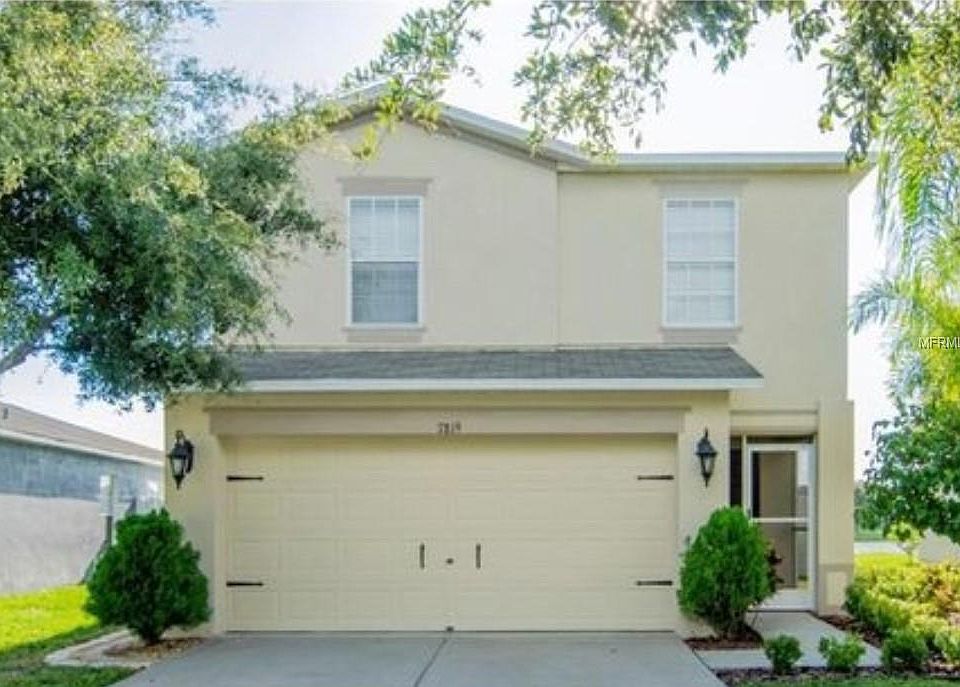 1st image of 7819 Carriage Pointe Dr