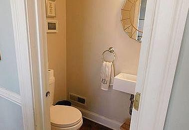 1st image of 102 Druid Ct