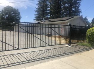 1489 Rogue River Hwy #1, Grants Pass, OR 97527