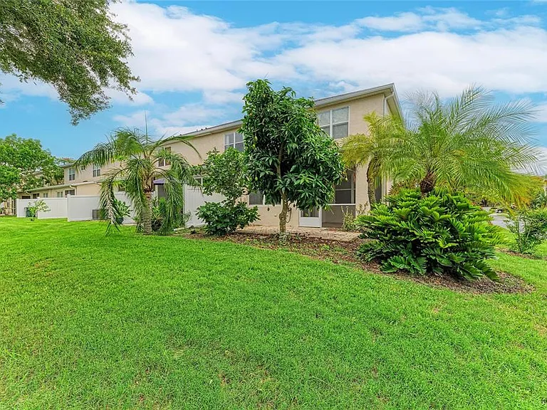 3931 Yellowstone Cir — Photo 34