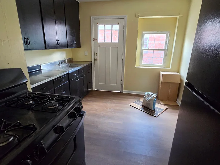1003 S 9th St #MAIN — Photo 6