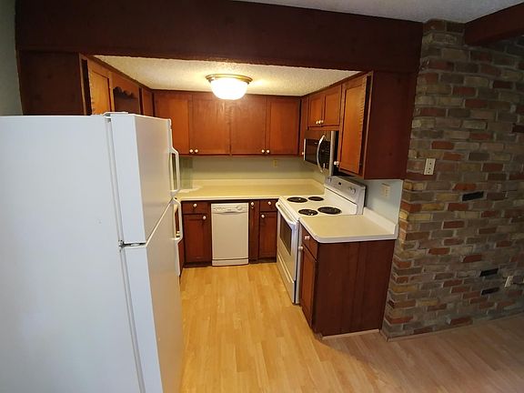 5th image of 2206 230th St APT 1N