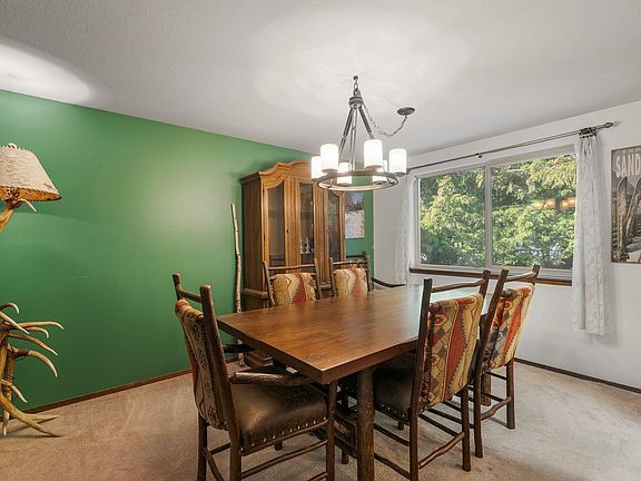 5th image of 256 Vedelwood Dr