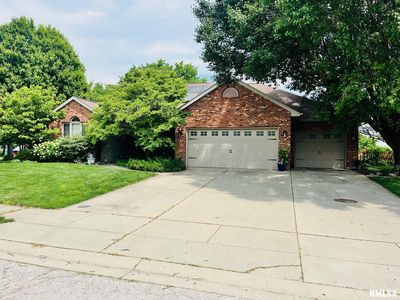 38 Maplehurst Dr, Rochester, IL, 62563