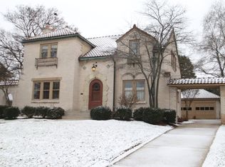 6617 Revere Ave, Wauwatosa, WI 53213