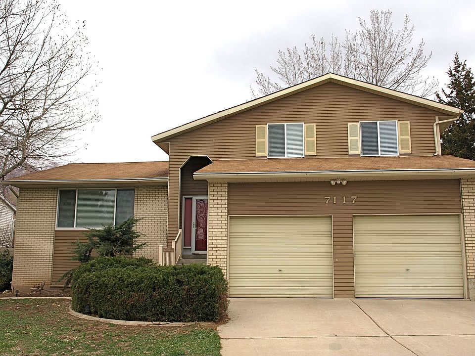 Welcome Home! Quiet Cul-de-Sac neighborhood with Mountain Views.