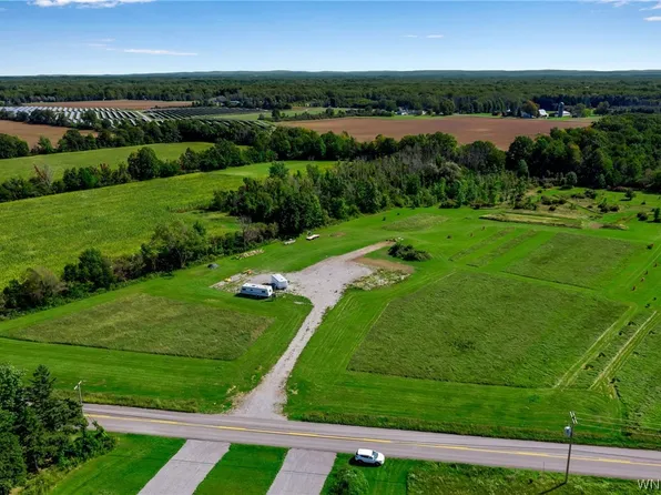 13871 Indian Falls Rd #19, Newstead, NY 14001