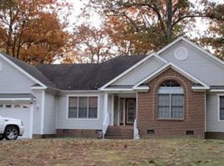 2821 Brierwood Rd, Petersburg, VA 23805