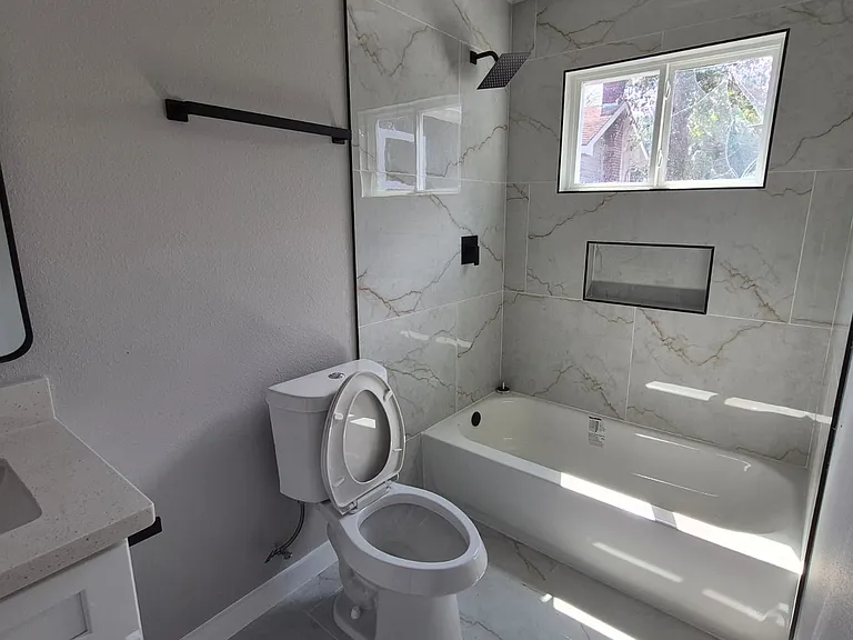 111 S 70th St #3 — Photo 6