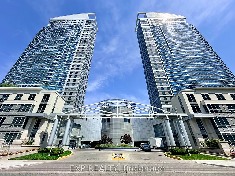 38 Lee Centre Dr #2101 — Photo 1