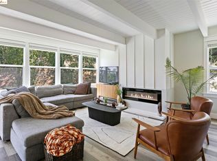 15 Ridge Ln, Orinda, CA 94563