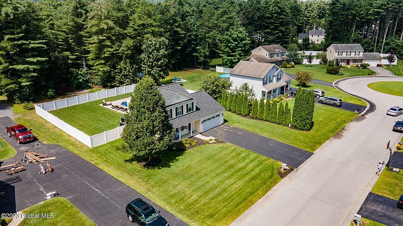 5th image of 17 Evanna Drive