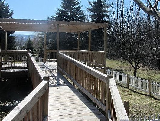Ramp off back deck