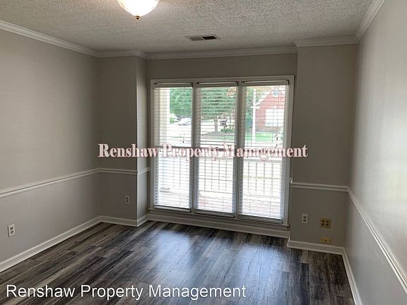 4th image of 152 McDonald Glen Cv