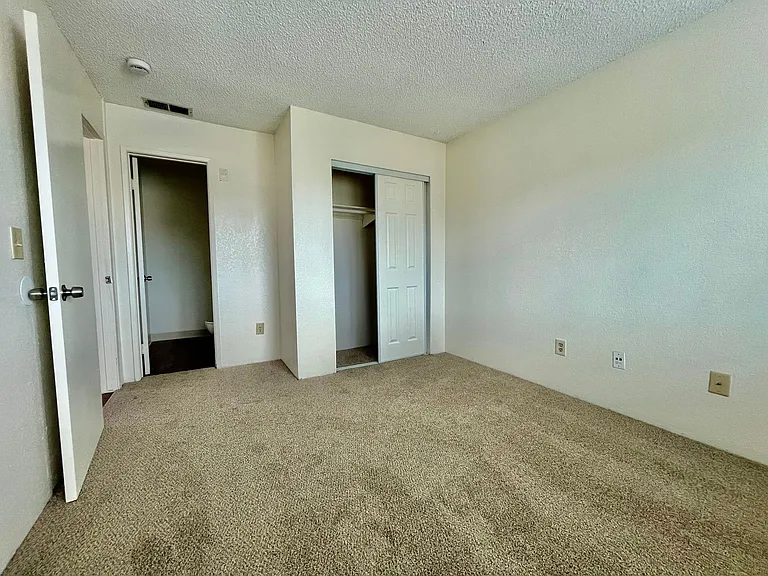 1505 Alvarado St — Photo 7