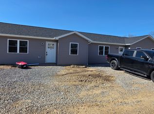 715 N 35th St #A, Herrin, IL 62948