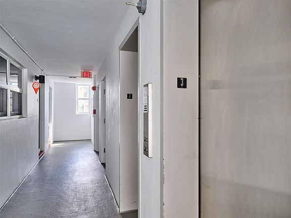 5th image of 1610 N Ocean Boulevard #304