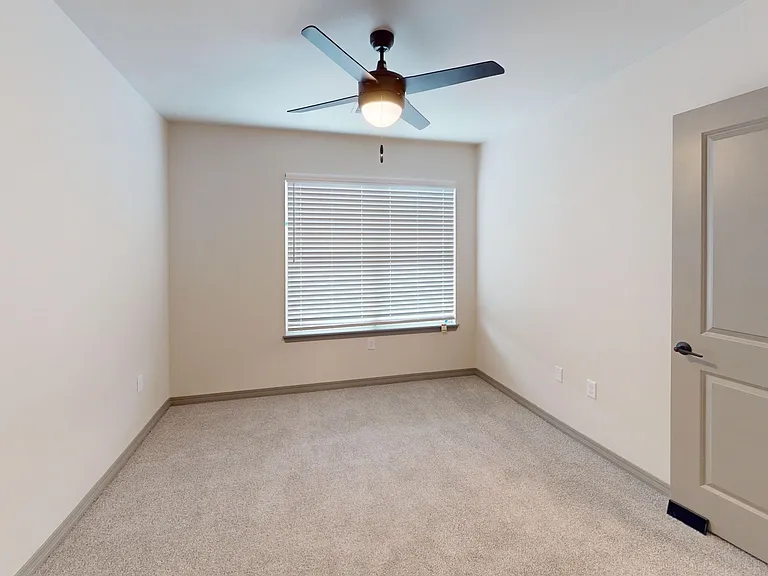 Reserve on 29th Townhomes — Photo 30