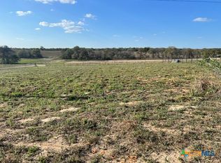 701 Sunrise Ln, La Vernia, TX 78121