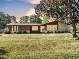 6411 W Cloverleaf Ln, Brown Deer, WI 53223